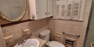 Spacious 3 bedroom, 2 bath Gallery 33