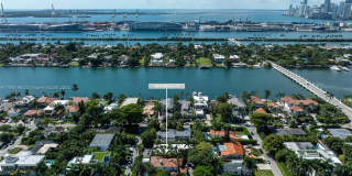 140 N Hibiscus Dr Gallery 21