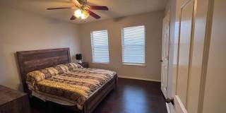 Updated condo at Cobblestone, closet to Campus! Gallery 12