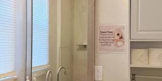 Fully Furnished Home close to UNL Campuses Gallery 22