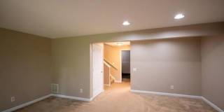 20978 TOBACCO Square Gallery 36
