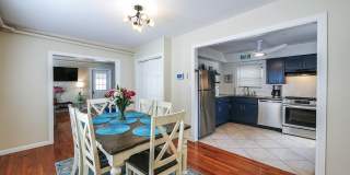 201 N Portland Ave Gallery 6