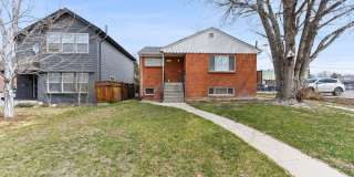 2 Bedroom Multi Family in Denver Gallery 1