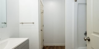 2335 Main Street Gallery 12