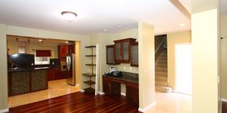 Large 4 bedroom, 3 bath, 4+ parking, gated single family house in Kalihi Gallery 6