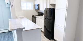 River Annex Apartments - Student Housing Gallery 4