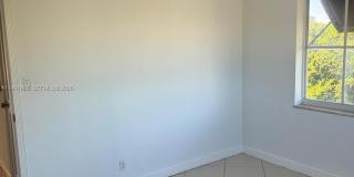 924 SE 2nd St Gallery 5