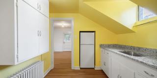 Quaint 1 Bedroom/1 Bathroom Cottage Style Apartment in Richmond ***Available NOW*** Quaint 1 Bedroom/1 Bathroom Cottage Style Apartment in Richmond ***Available NOW*** Gallery 14