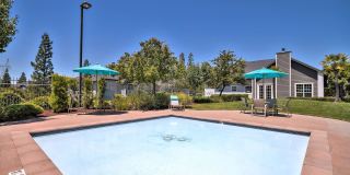 Rosemeade Apartment Homes Gallery 9