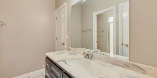 Garden Level in Luxury Home Available May 1st Gallery 14
