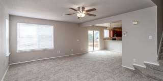 Beautiful 4-bedroom 3-bath located in Stetson Hills! Gallery 14