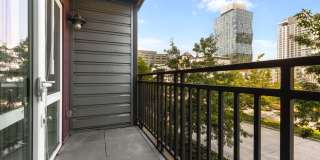 Modern 1-Bedroom + Den Condo with Parking, Storage & Rooftop Access – Marselle Condominiums Gallery 9