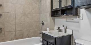 Large Single Family House Gallery 12