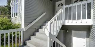 Spacious and bright condo located in a quiet area that boasts the perfect combination of style and comfort. Gallery 6