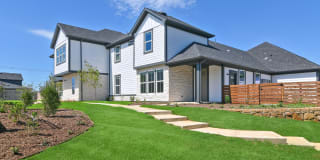 Canvas at Grand Prairie Gallery 1