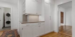 191 Davis Ave. Gallery 8