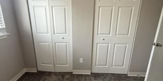 River Walk Apartments Gallery 21