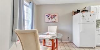 703 Wellesley Court - A Gallery 5