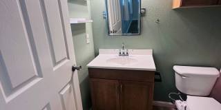 Beautiful Southside 3BR Home | Vaulted Ceilings | Fireplace | Refrigerator Included | Covered Patio Gallery 15