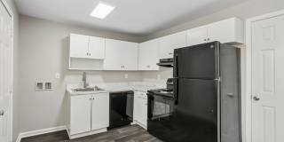 Brentwood Apartments Gallery 1