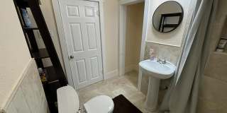 Room in 2 Bedroom Home at Avant Ave Gallery 6