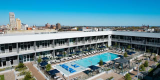 20 Midtown Gallery 28