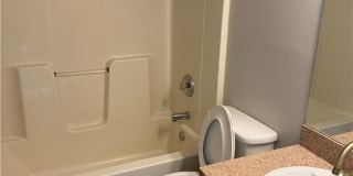 2105 11th Avenue Gallery 7