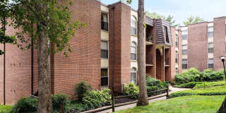 3334 WOODBURN VILLAGE Drive Gallery 1