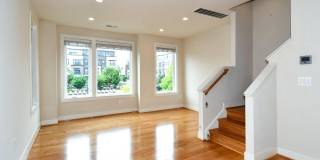 16301 COLUMBUS Avenue Gallery 6