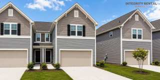 BEAUTIFUL 3 Bedroom in Midland Available OCTOBER 2026 Gallery 1