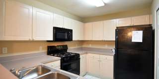 Westside Townhomes 3BR 2BA over 1400 sq/ft in Winter Garden! NEW FLOORING and FRESH PAINT! Gallery 9