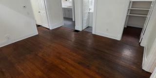 Two bedroom House For Rent S. Floyd Street Gallery 21