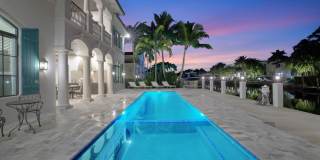 2425 Delmar Place Gallery 57