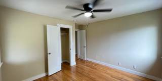 Charming 2 Bed 1 Ba House in Gladstone - Garage, Washer and Dryer, Landscaping Including! Gallery 21