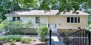 32 Springwood Avenue Gallery 1