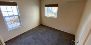 One Bedroom Condo with Mountain Views One Bedroom Condo with Mountain Views Gallery 9