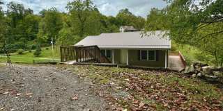 Spacious Home With Country Charm 5 Minutes From Downtown Blacksburg Gallery 1