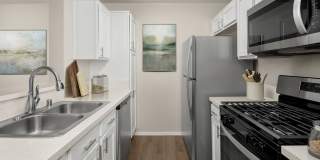 Green Valley Apartments Gallery 7