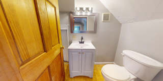 Madison/W.95th neighborhood : 3 bedroom/1 bath single family house available NOW. Gallery 33