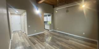 Gorgeous Canton Shipyard Studio w/ AC & Parking! Available 7/15 Gorgeous Canton Shipyard Studio w/ AC & Parking! Available 7/15 Gallery 5