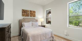 8905 E Mountain Spring Road Gallery 22