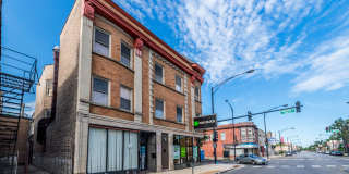 5749 W Chicago Gallery 14