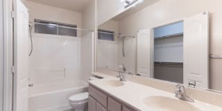 Waterford Place Gallery 6