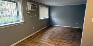Cozy 1 Bedroom 1 Bathroom Condo- Conveniently Located at DC line Gallery 8