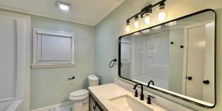 Updated 3-Bedroom Home Near TJC & Medical District! Gallery 16