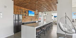 Vantage St Pete Gallery 17
