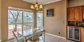 Stunning 3 bedroom, 3 bathroom Home in Desirable Jenks Neighborhood! Gallery 9