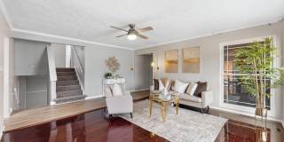 Miller Beach Living FREE Application Fee ! Gallery 4