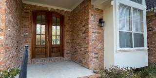 3 BEDROOM HOUSE! Gallery 1