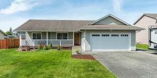 Beautiful 3 bed 2 Bath with  yard Gallery 1